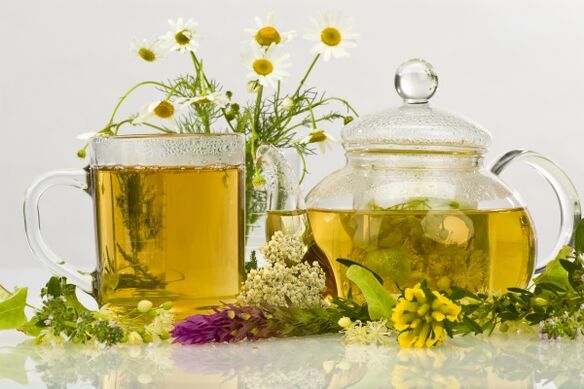 Décoction à base de plantes comme antibiotique naturel pour la prostatite.